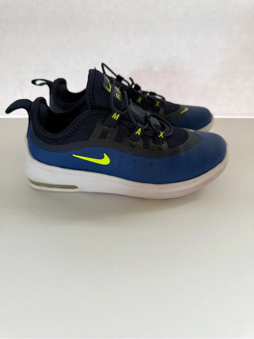 Nike Toddler Boy Air Max Shoes Size: 10c